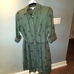 DVF Ivanka Dress-Olive size 6. Had pockets!
